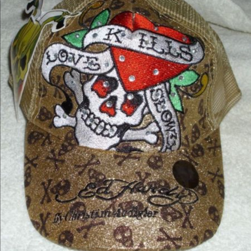 💋Ed Hardy Glitter Rhinestone Snapback💋